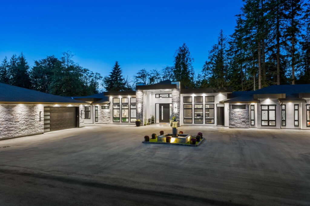 135-web-or-mls-135-print-Photo-135