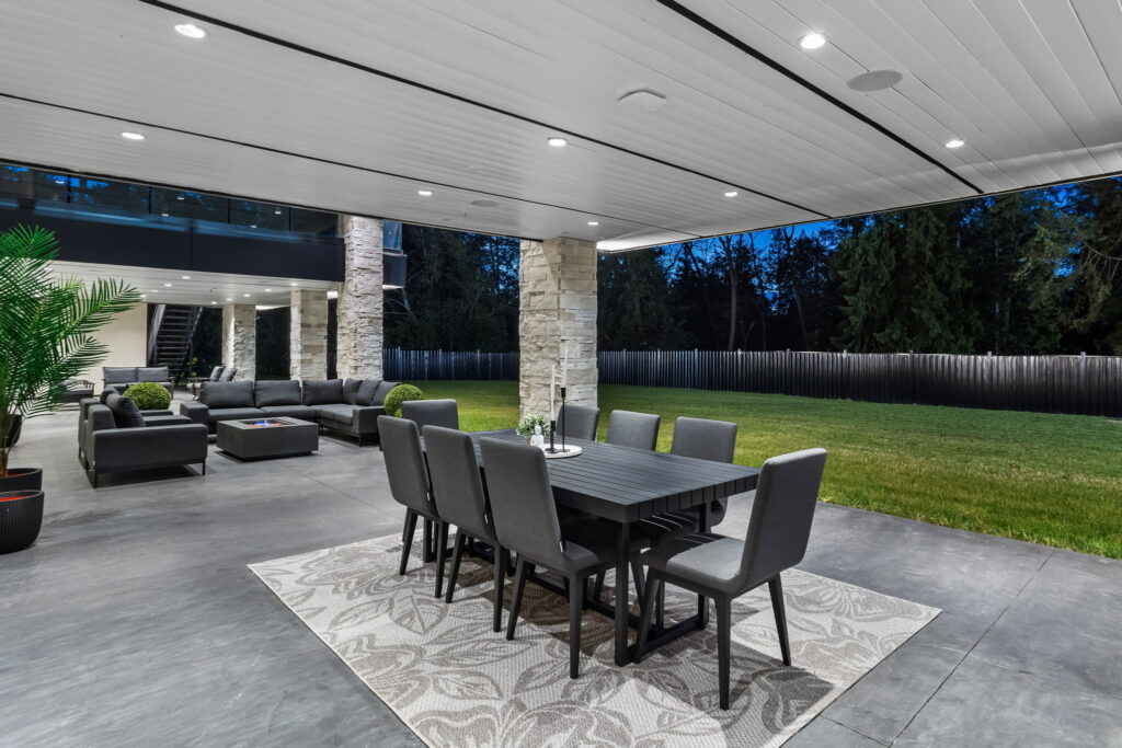 140-web-or-mls-140-print-Photo-140