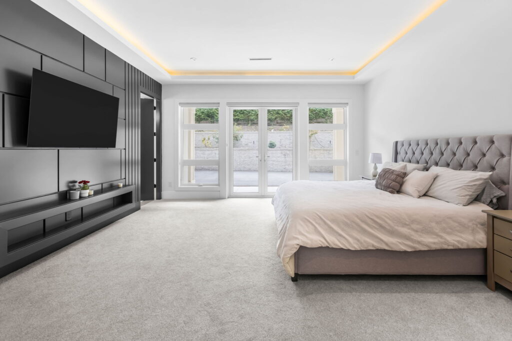 70-web-or-mls-70-print-Photo-70