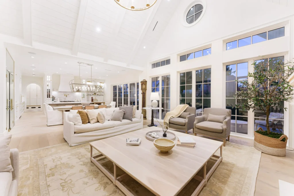 1559338Ave75of92-1-scaled